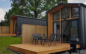 Domki Pod Debami , Radawa